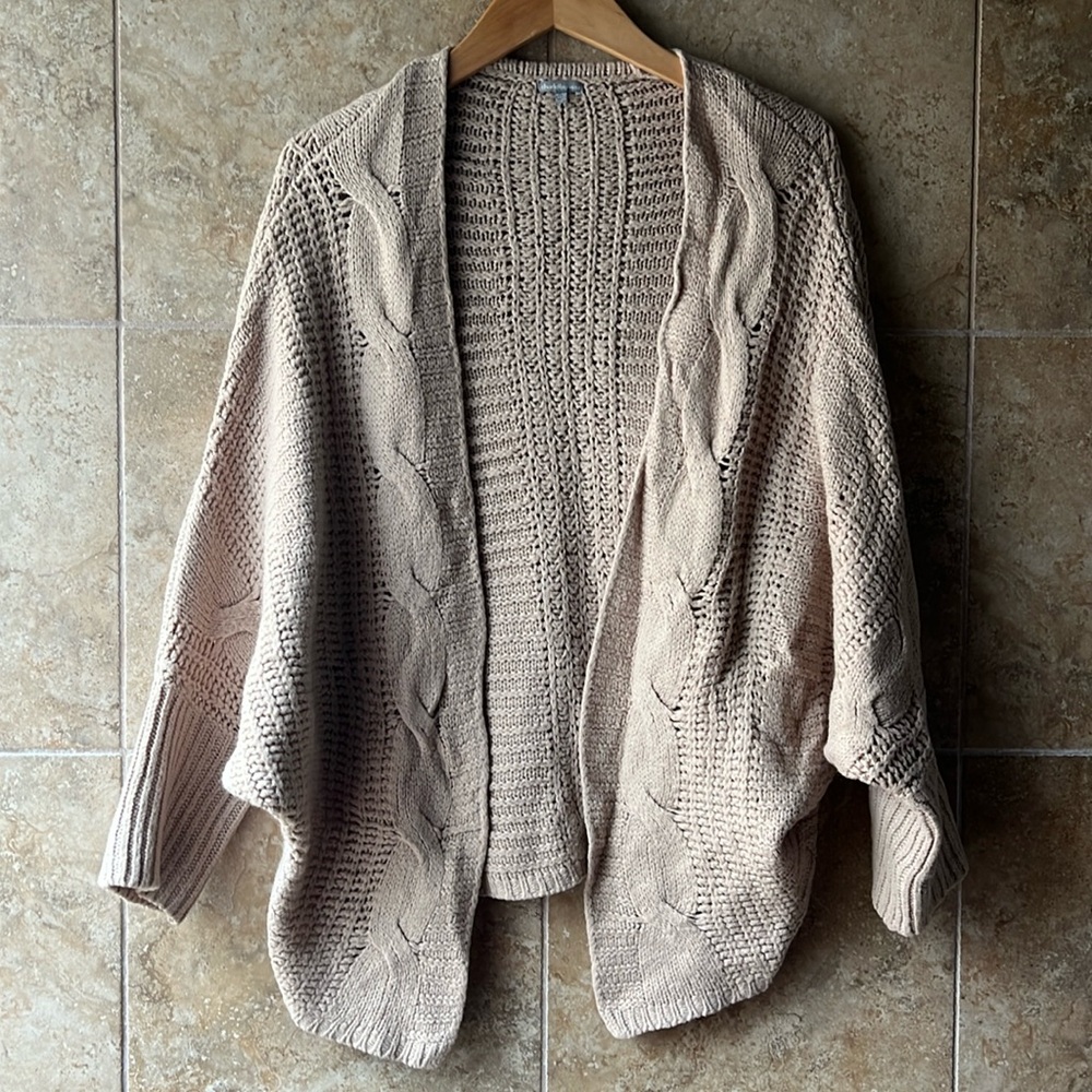 Charlotte Russe Cableknit Wrap Cardigan Chunky Knit Batwing Sweater Poncho Layer